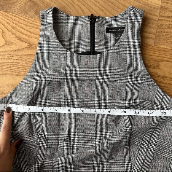 Banana Republic Plaid Dress OP - Picture 5 of 8